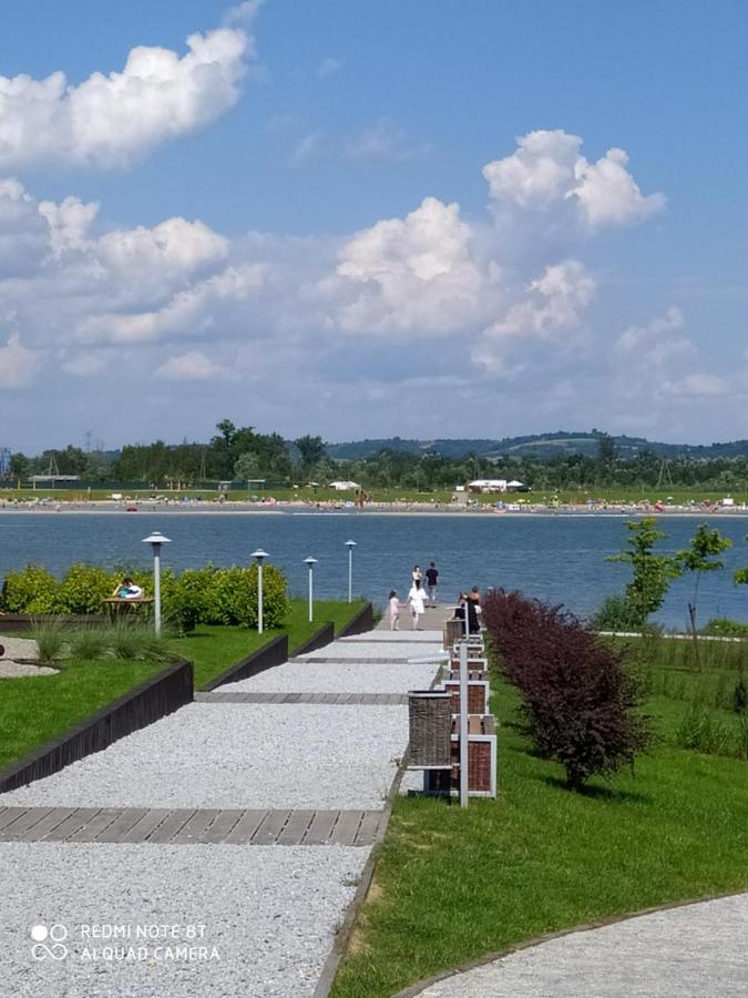 Gdow Riverside Apartments And Tours Bagian luar foto