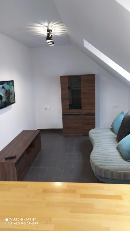 Gdow Riverside Apartments And Tours Bagian luar foto