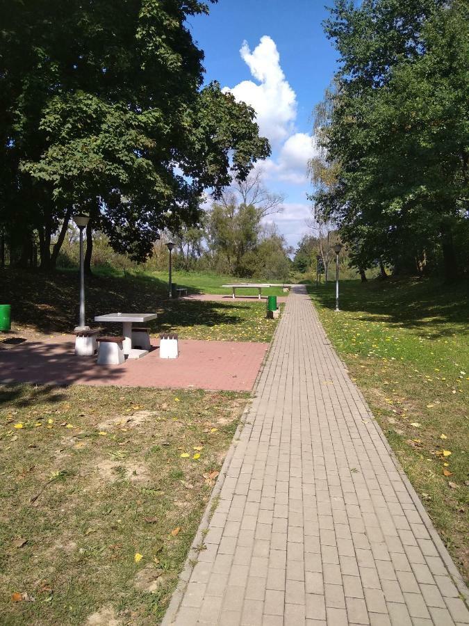Gdow Riverside Apartments And Tours Bagian luar foto
